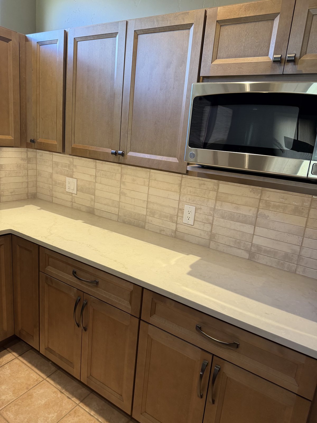 Countertop and backsplash detail in Rifle, by Rock Royalty